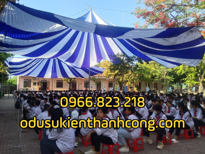 Ô dù che sân trường sự kiện