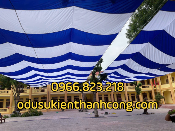 Dù 2 màu xanh trắng tiện lợi
