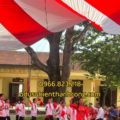 Lắp đặt dù tròn che nắng tiện lợi