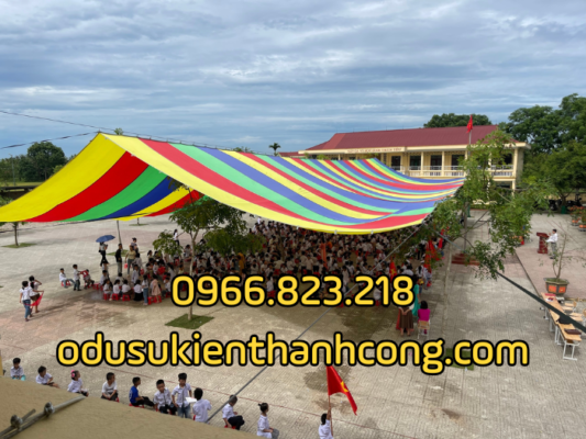 Dù Che Sân Trường Góp Phần Hoàn Thiện