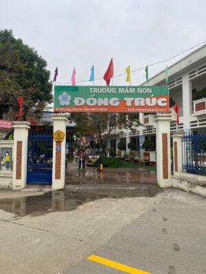 Dự Án Dù Che Sân Trường